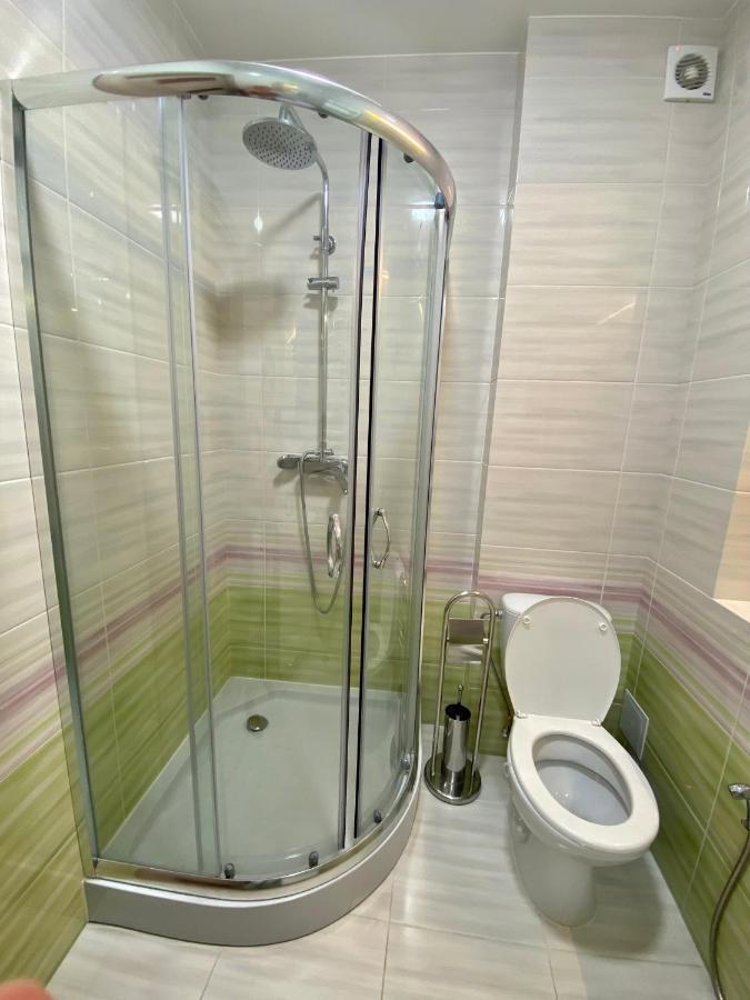Yaroslav Osmomysl Square Apartments Lviv Eksteriør bilde